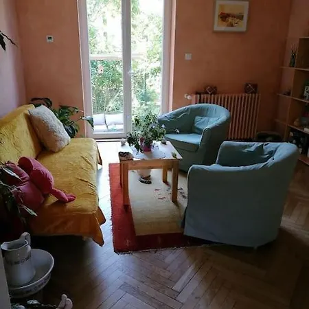 Joli Maison Avec Jardin, A 10mn A Pied Du Centre Historique