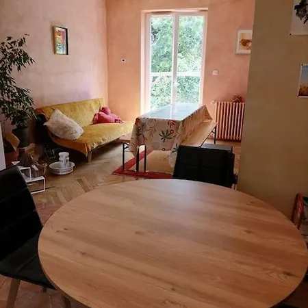 Casa vacanze Joli Maison Avec Jardin, A 10mn A Pied Du Centre Historique *